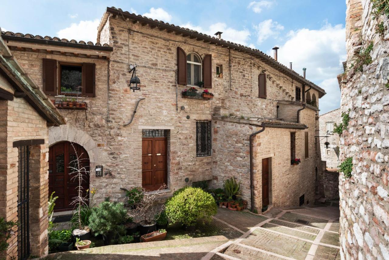 Casa Clara Appartamenti Assisi Exterior photo